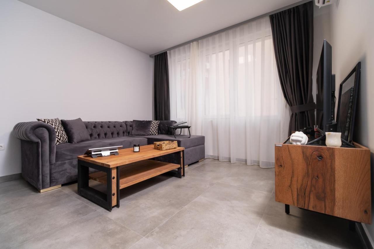 Chic 1Br Apartment With Balcony In Plovdiv Exterior photo